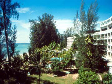 Hôtel Casuarina Beach à PENANG Extérieur photo